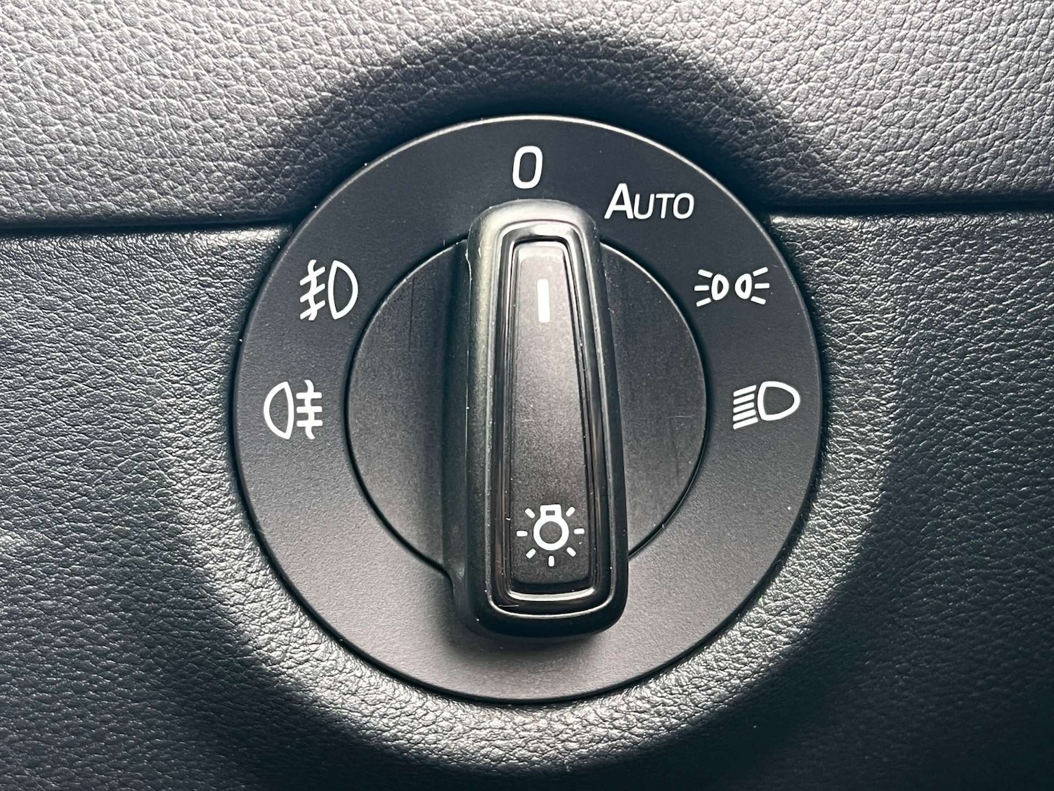 Used Skoda Octavia 2014 for sale - 76253839: Photo 53