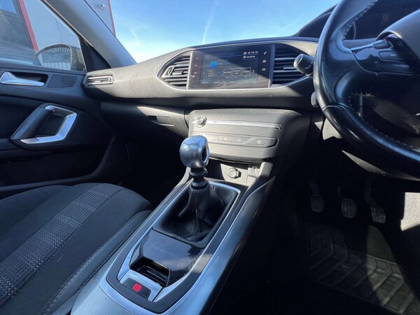 Used Peugeot 308 2018 for sale - 74434295: Photo 34