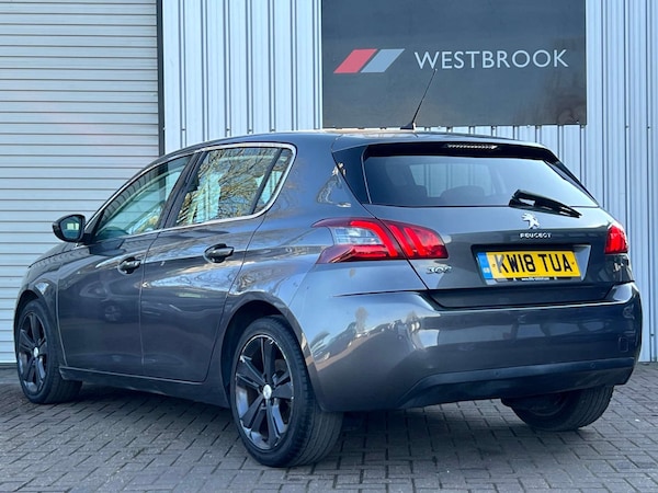 Used Peugeot 308 2018 for sale - 74434295: Photo 4
