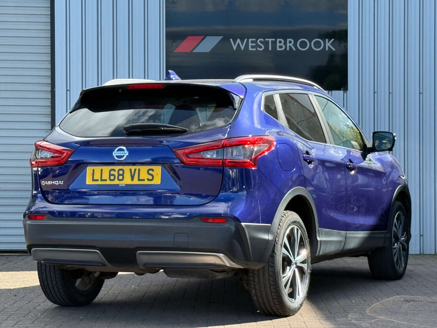 Used Nissan Qashqai 2018 for sale - 77704072: Photo 35