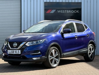 Used Nissan Qashqai 2018 for sale - 77704072: Photo
