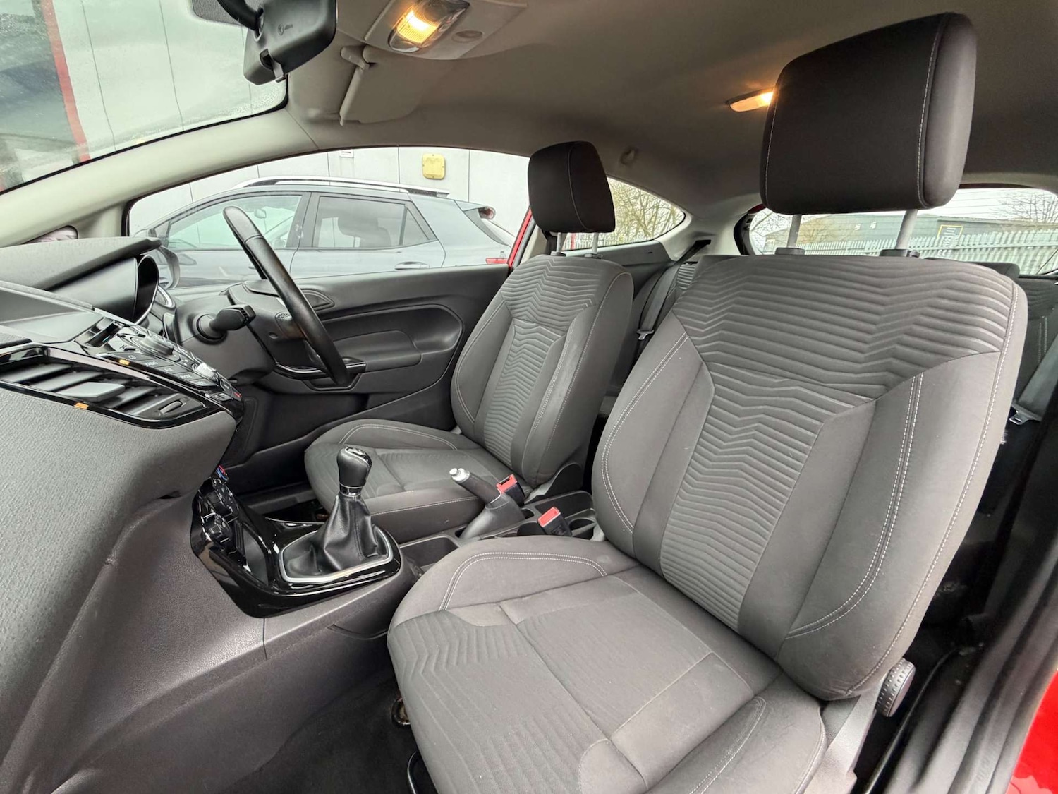 Used Ford Fiesta 2013 for sale - 77211860: Photo 30