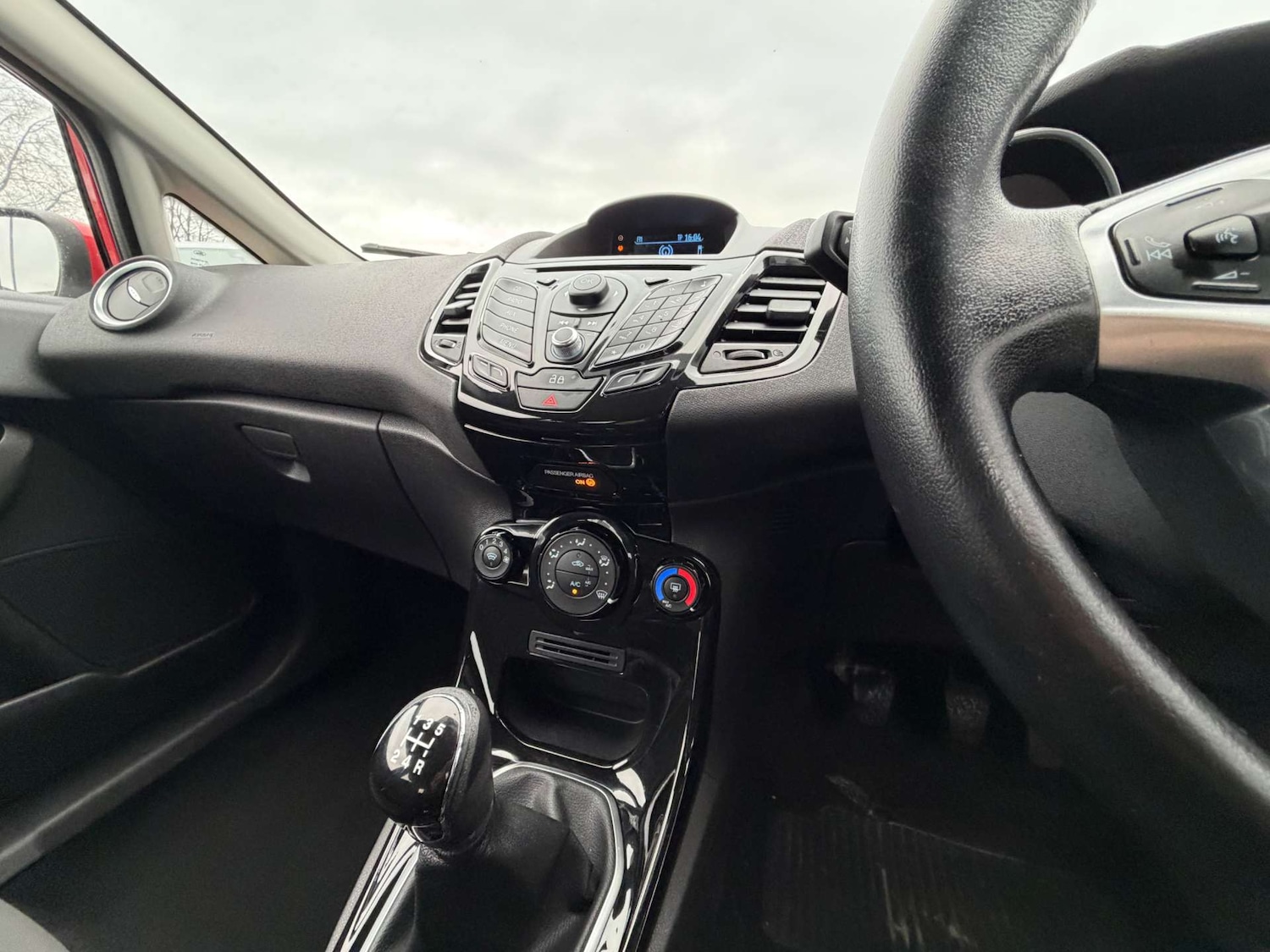 Used Ford Fiesta 2013 for sale - 77211860: Photo 35