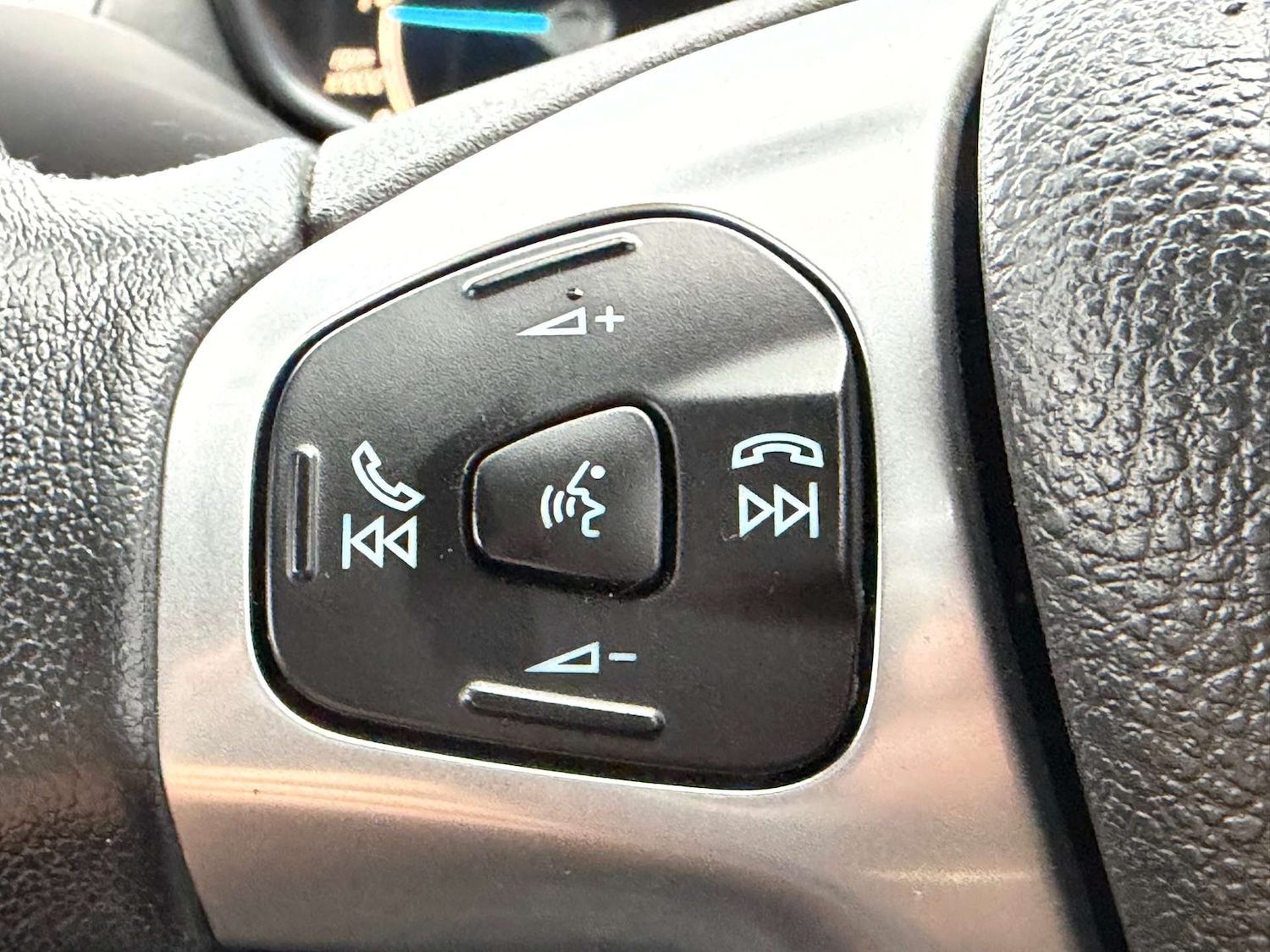 Used Ford Fiesta 2013 for sale - 77211860: Photo 42