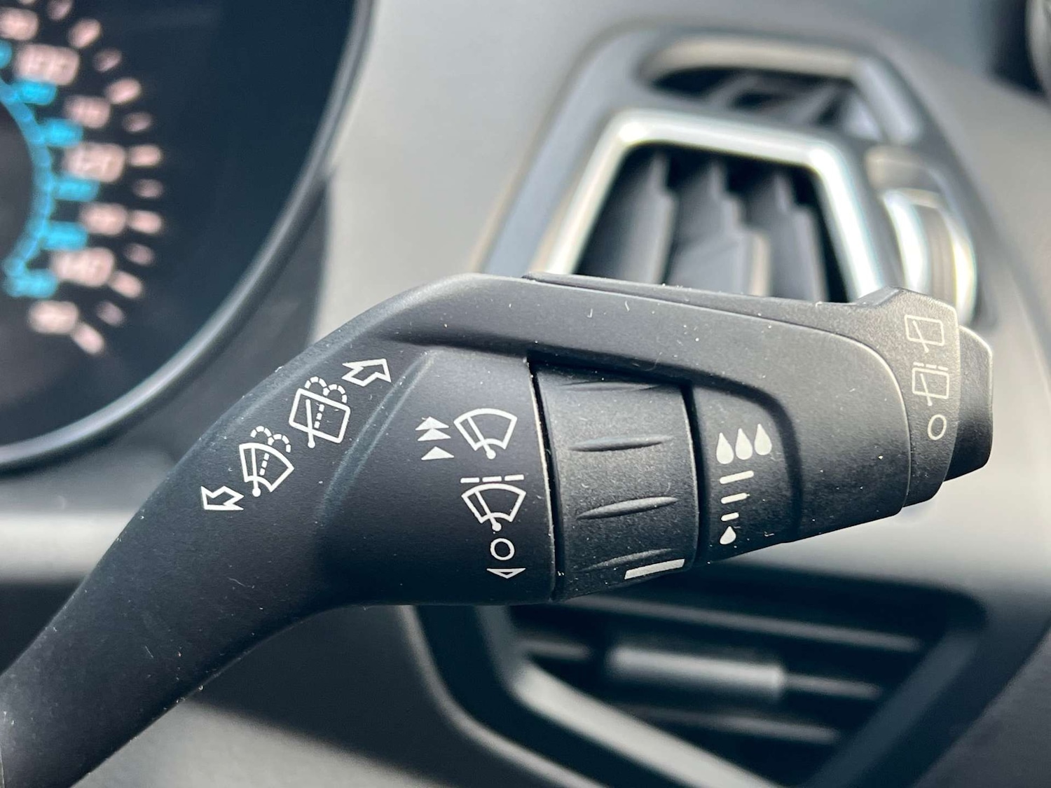 Used Ford Kuga 2016 for sale - 75985568: Photo 65