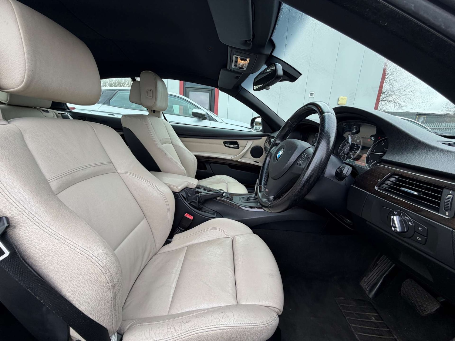 Used BMW 3 Series 2012 for sale - 77662822: Photo 27