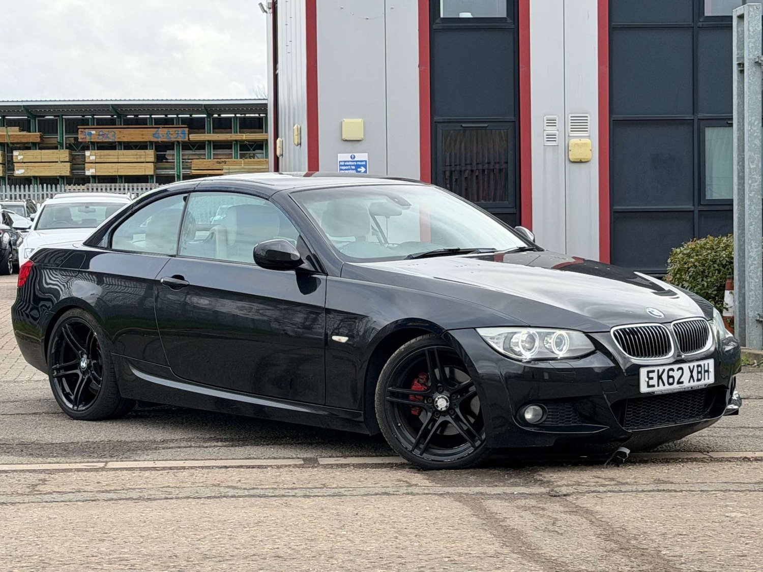 Used BMW 3 Series 2012 for sale - 77662822: Photo 3