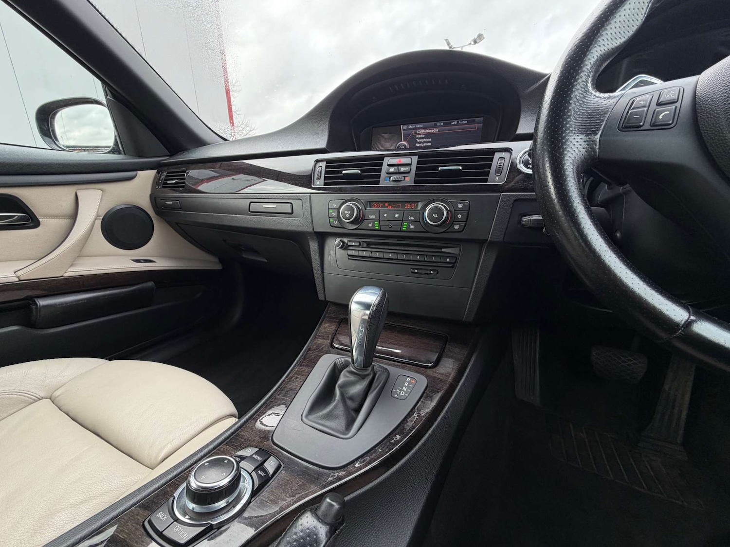 Used BMW 3 Series 2012 for sale - 77662822: Photo 37