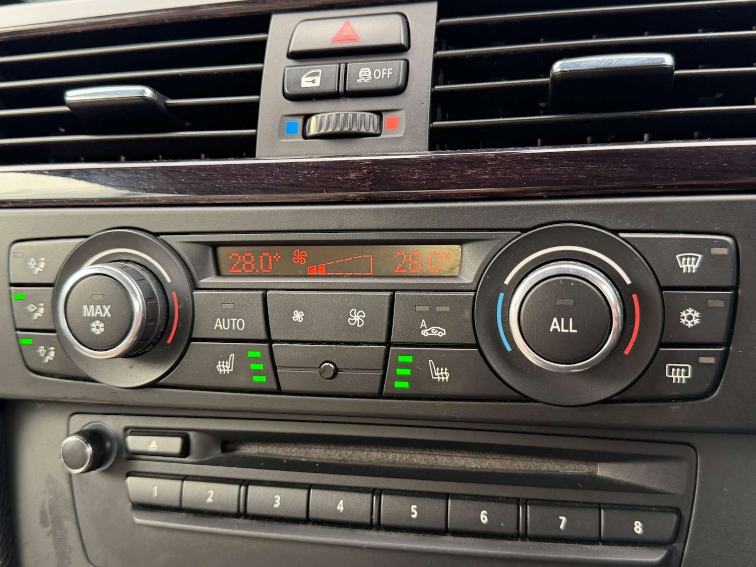 Used BMW 3 Series 2012 for sale - 77662822: Photo 42