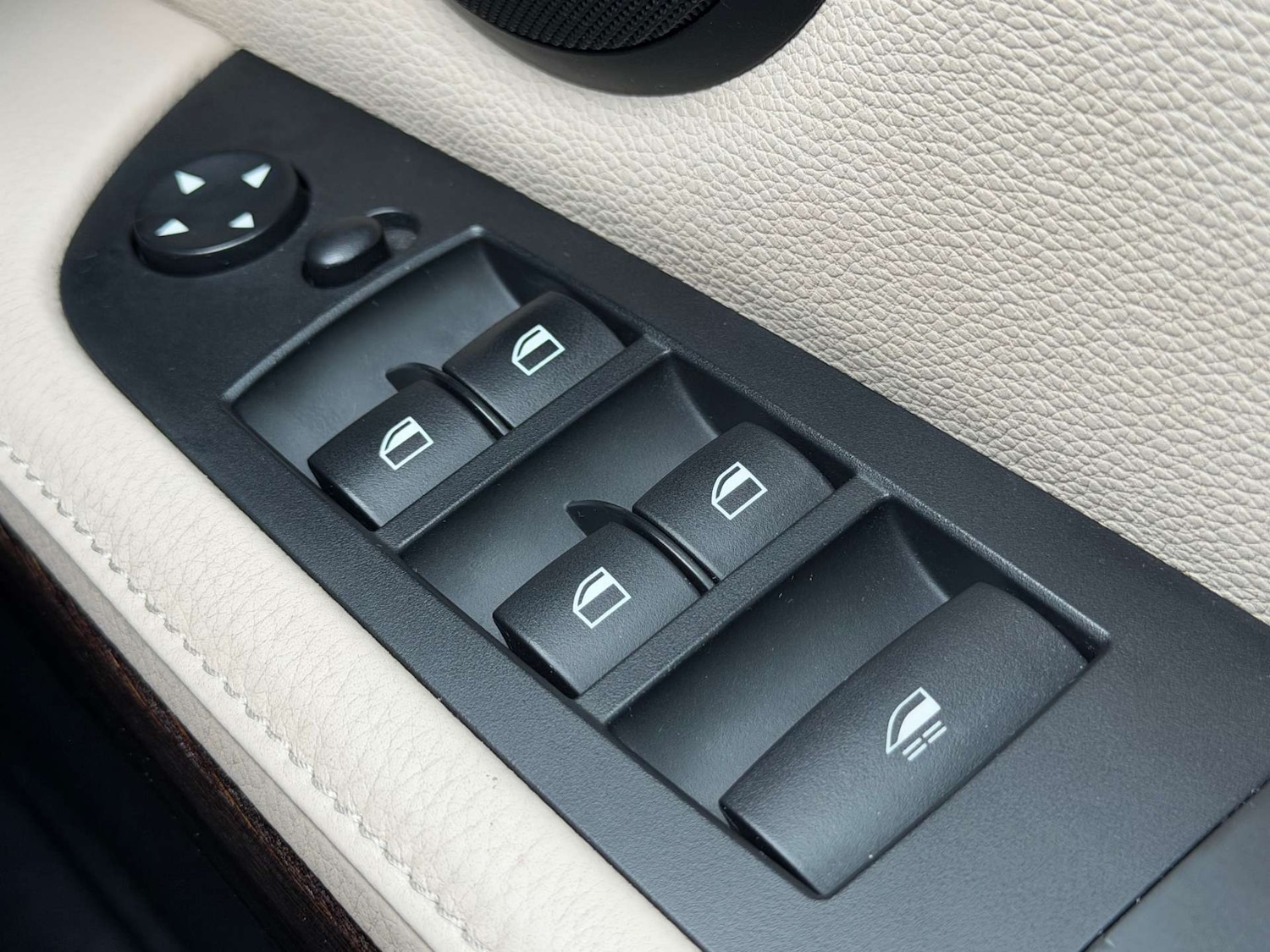 Used BMW 3 Series 2012 for sale - 77662822: Photo 67