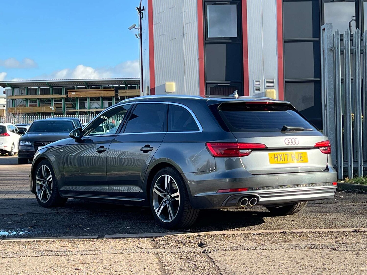 Used Audi A4 2017 for sale - 77626959: Photo 12