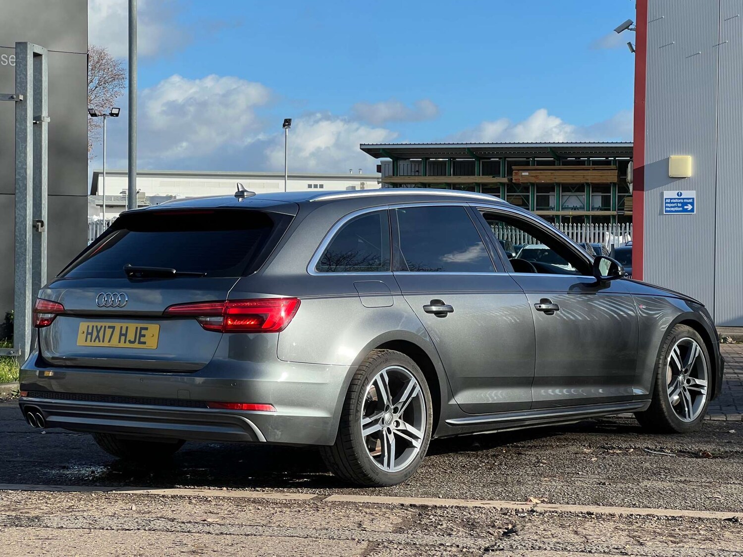 Used Audi A4 2017 for sale - 77626959: Photo 14