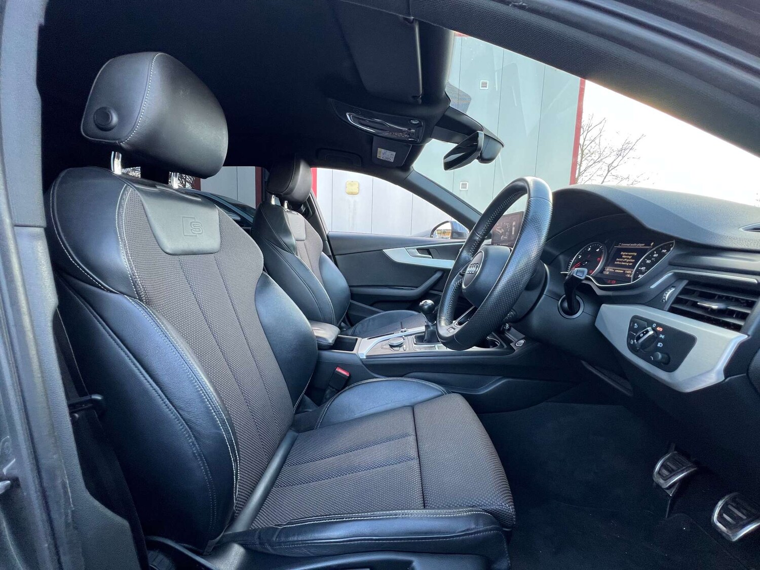 Used Audi A4 2017 for sale - 77626959: Photo 38