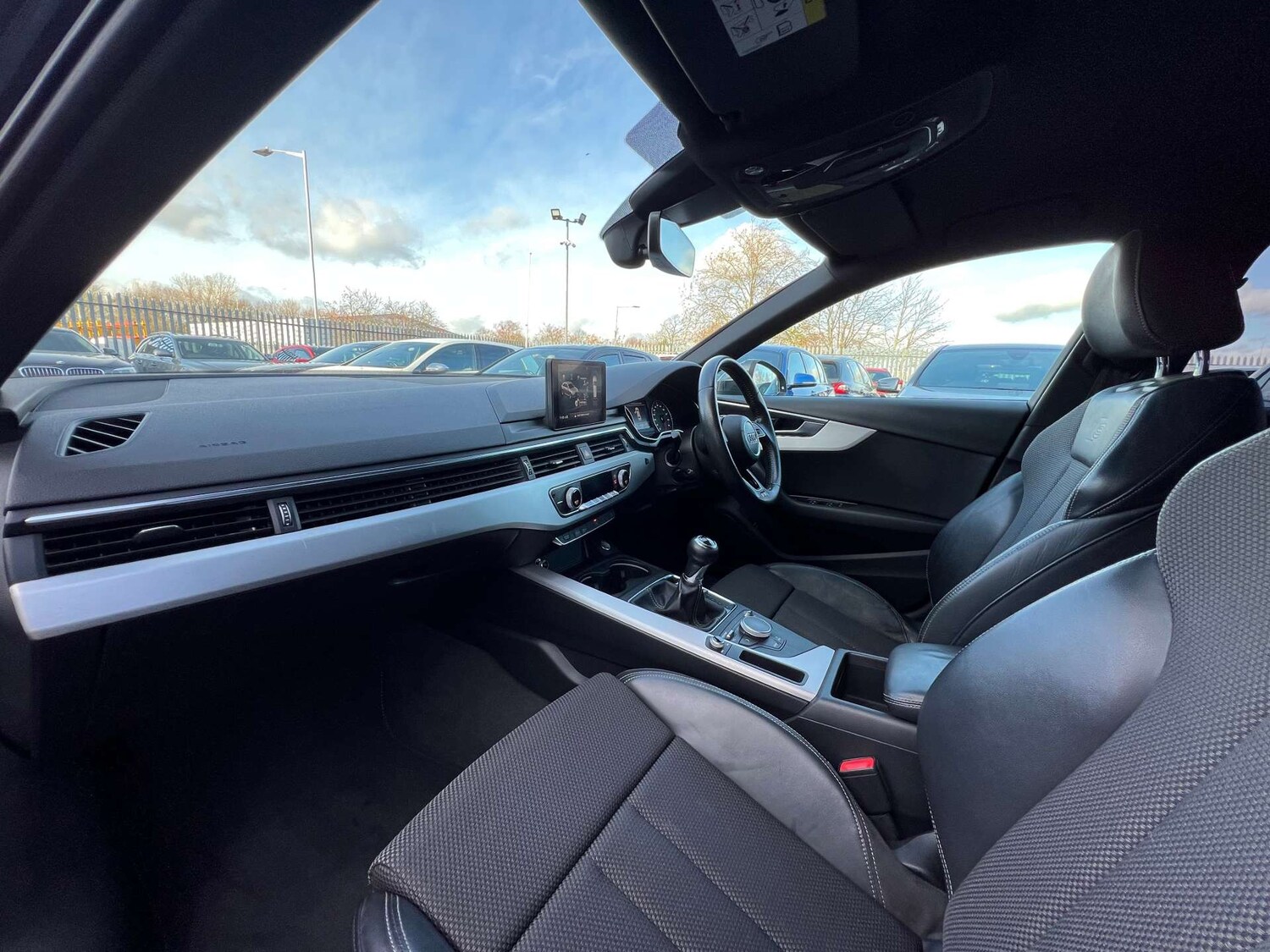 Used Audi A4 2017 for sale - 77626959: Photo 40