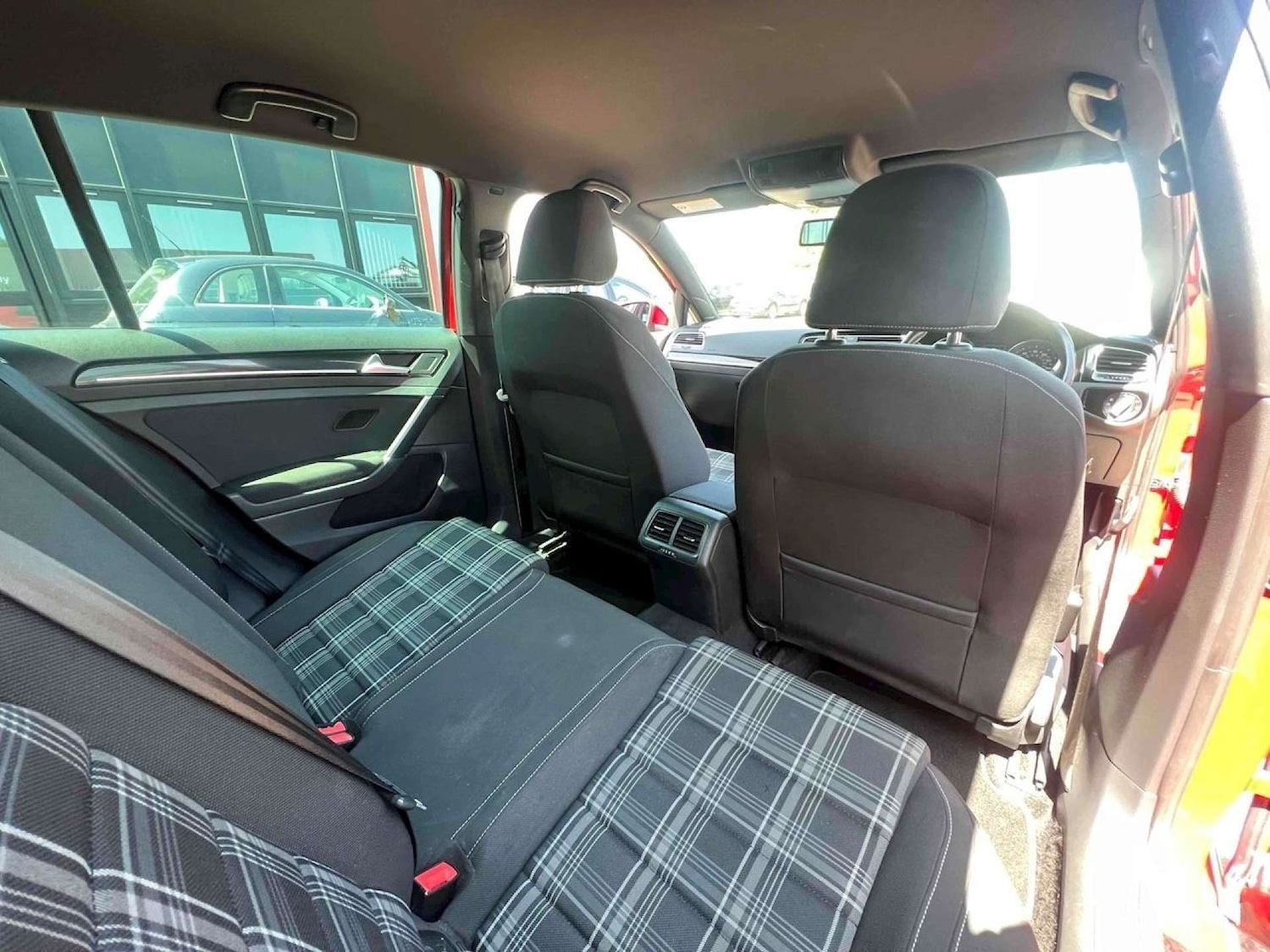 Used Volkswagen Golf 2014 for sale - 76601039: Photo 14