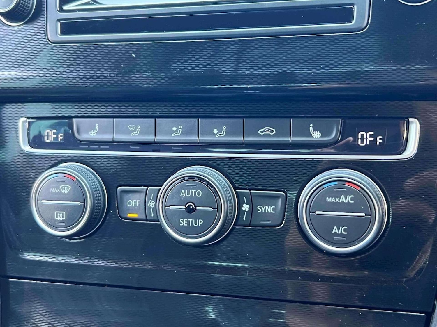 Used Volkswagen Golf 2014 for sale - 76601039: Photo 27