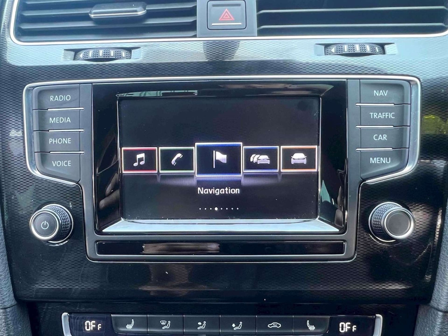 Used Volkswagen Golf 2014 for sale - 76601039: Photo 28