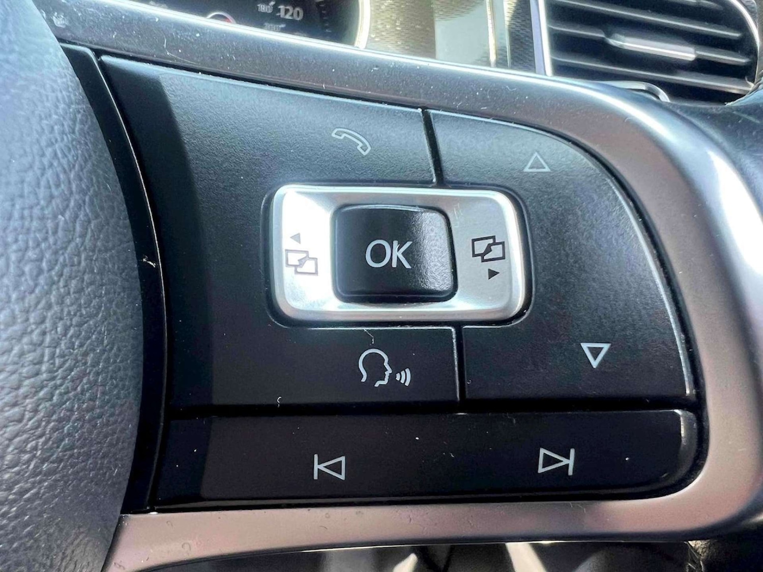 Used Volkswagen Golf 2014 for sale - 76601039: Photo 36