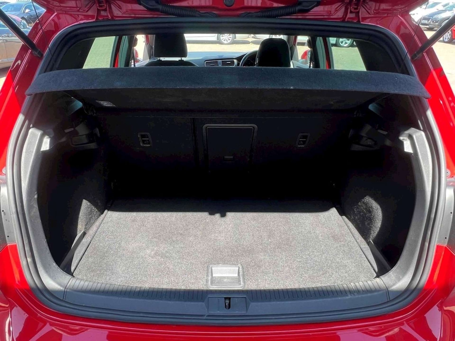 Used Volkswagen Golf 2014 for sale - 76601039: Photo 41