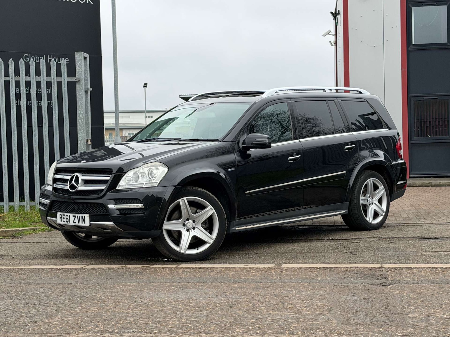 Used Mercedes-Benz GL Class 2011 for sale - 77380701: Photo 18