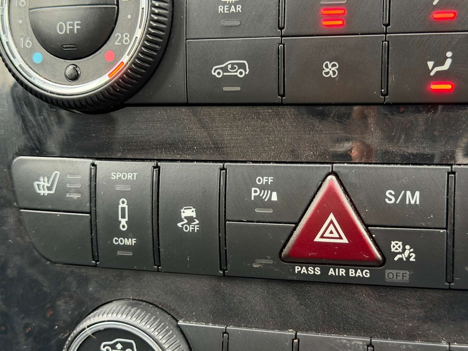 Used Mercedes-Benz GL Class 2011 for sale - 77380701: Photo 49