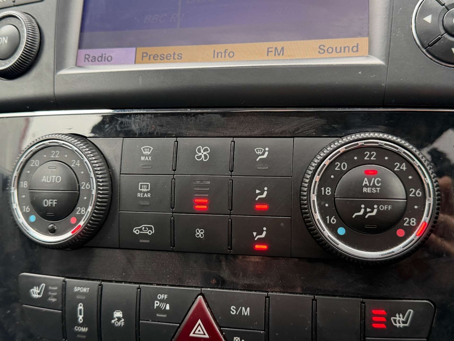 Used Mercedes-Benz GL Class 2011 for sale - 77380701: Photo 50