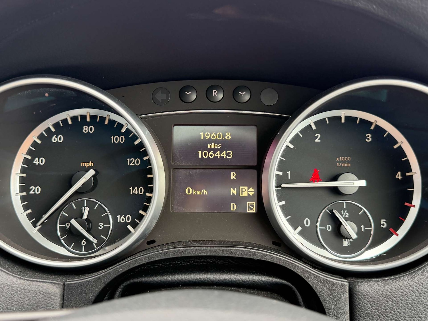 Used Mercedes-Benz GL Class 2011 for sale - 77380701: Photo 64