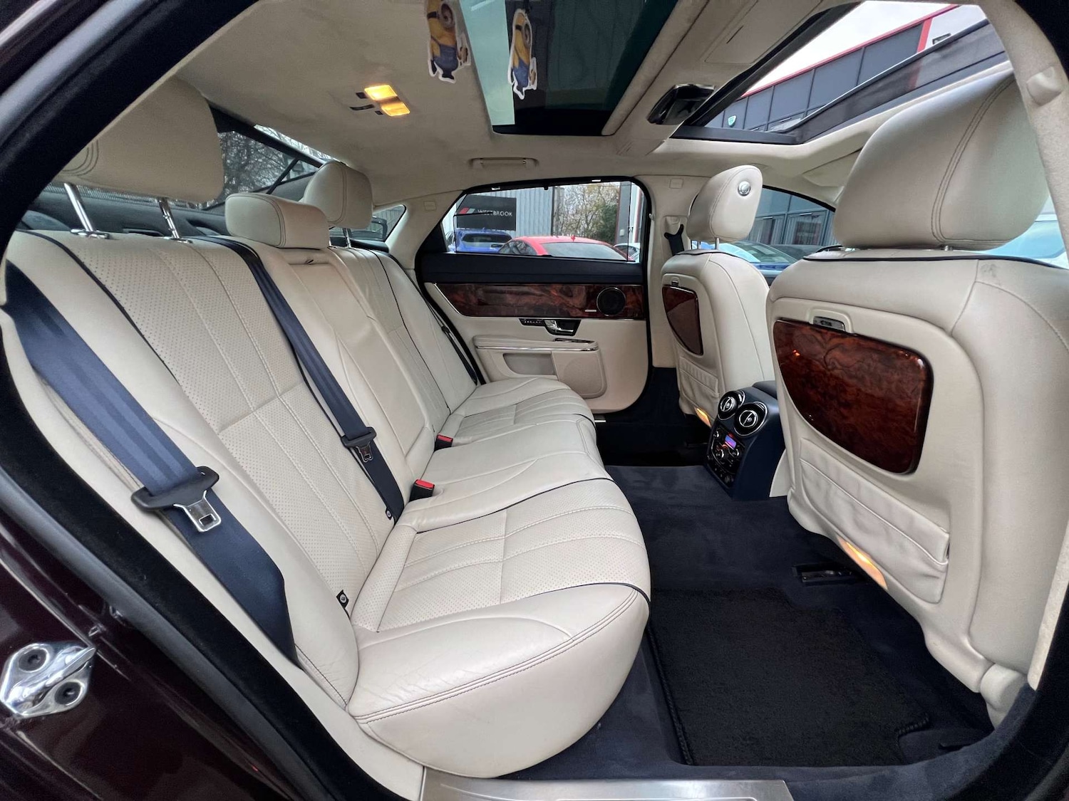 Used Jaguar XJ 2010 for sale - 76533566: Photo 34