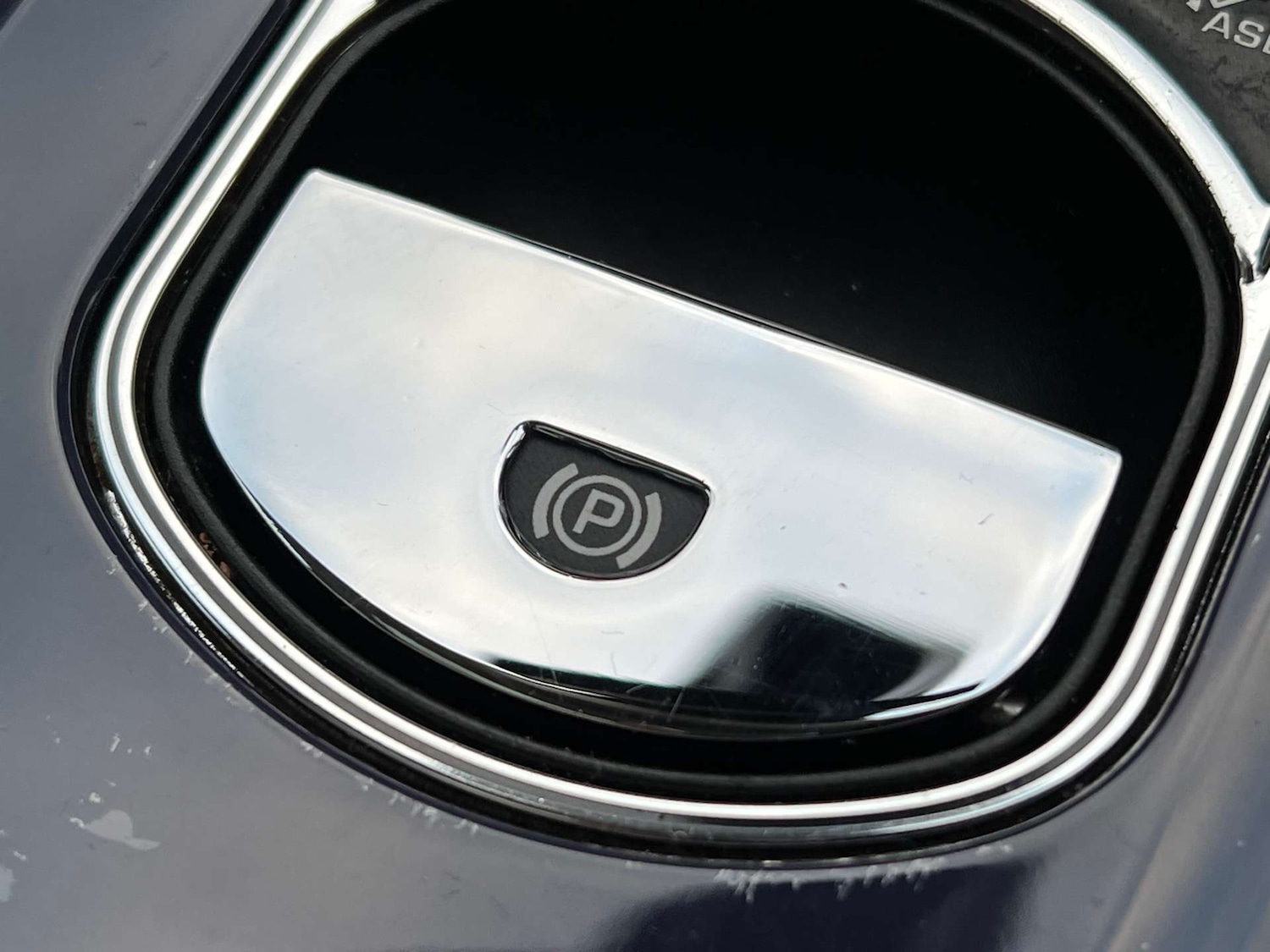 Used Jaguar XJ 2010 for sale - 76533566: Photo 50