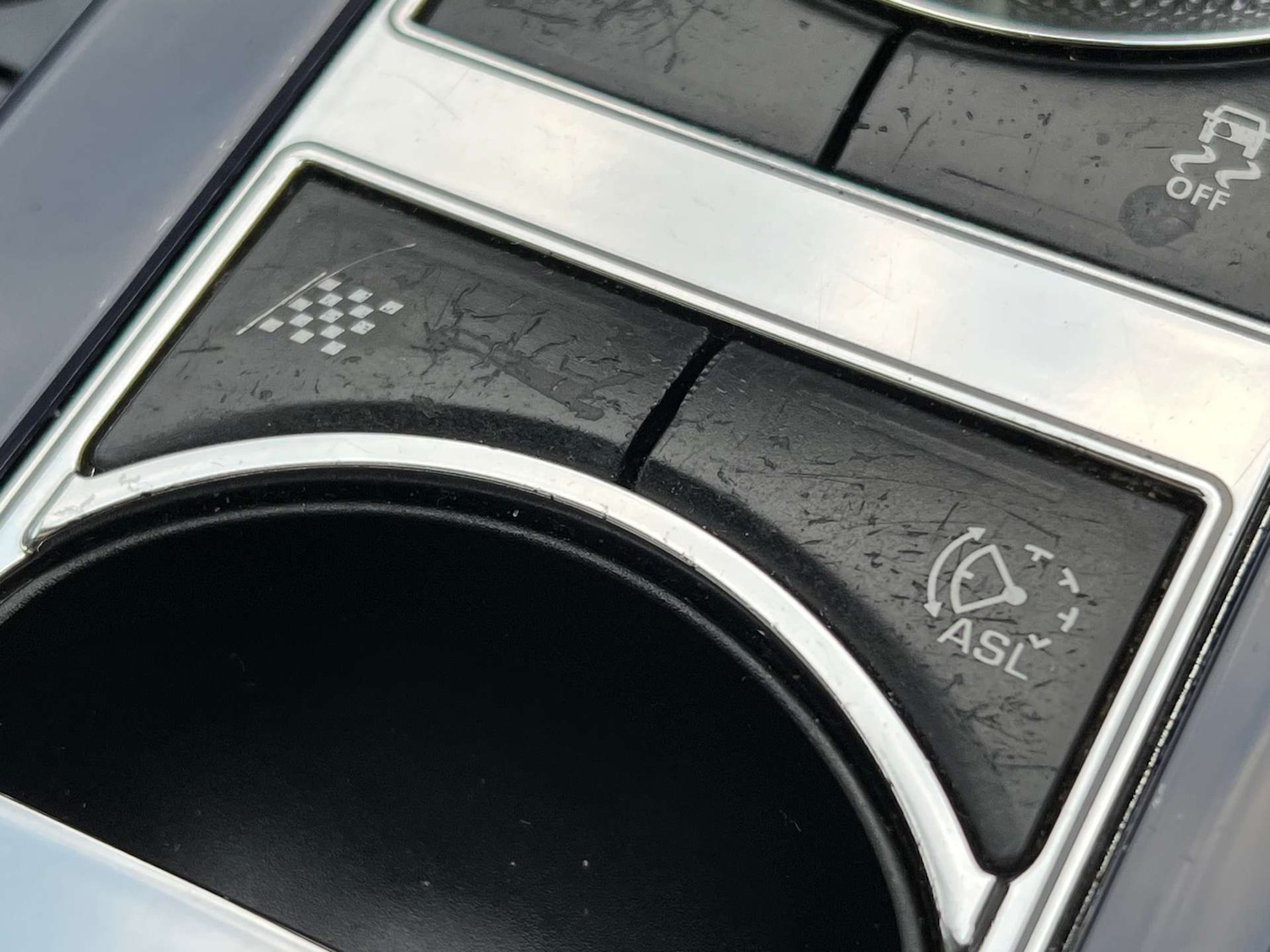 Used Jaguar XJ 2010 for sale - 76533566: Photo 51