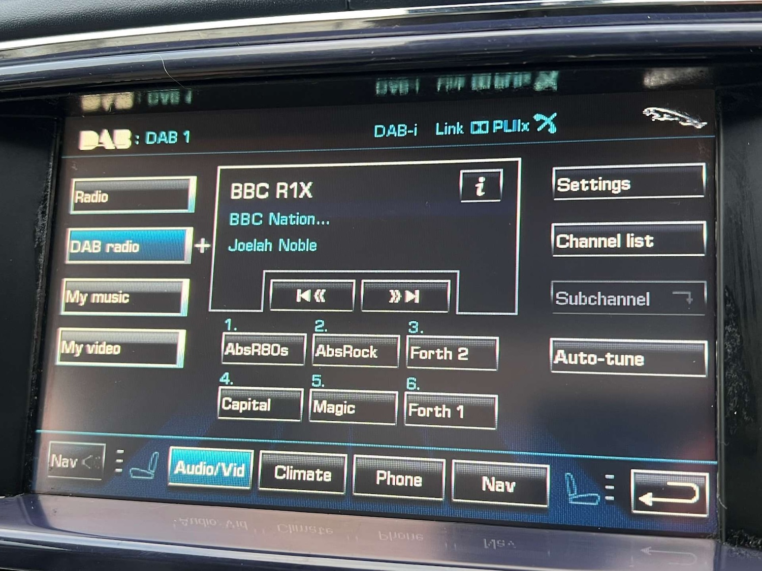 Used Jaguar XJ 2010 for sale - 76533566: Photo 56