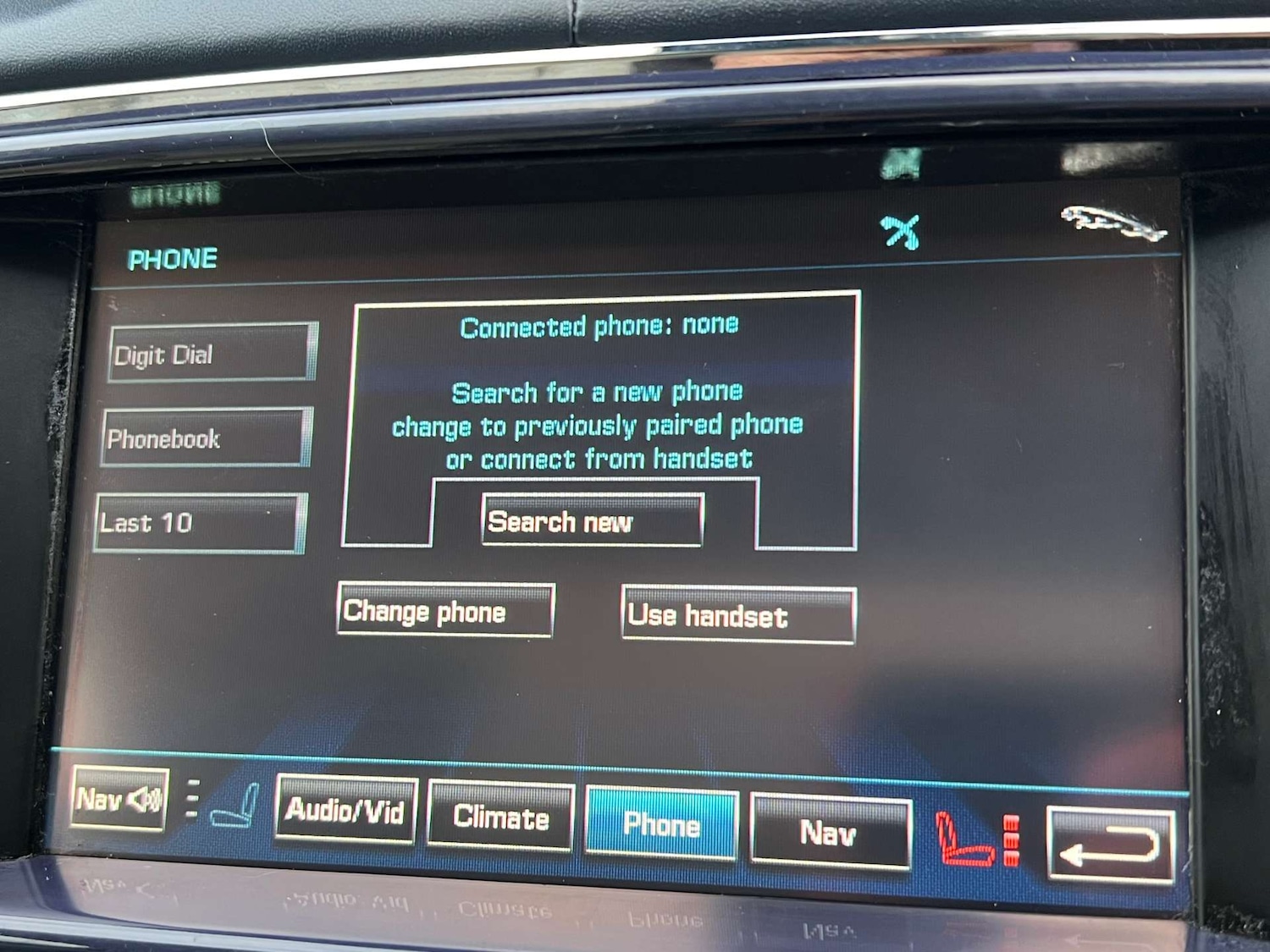 Used Jaguar XJ 2010 for sale - 76533566: Photo 65