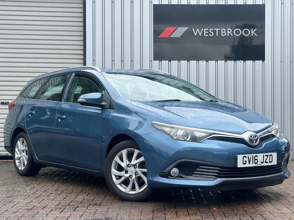 Used Toyota Auris 2016 for sale - 75398065: Photo 1