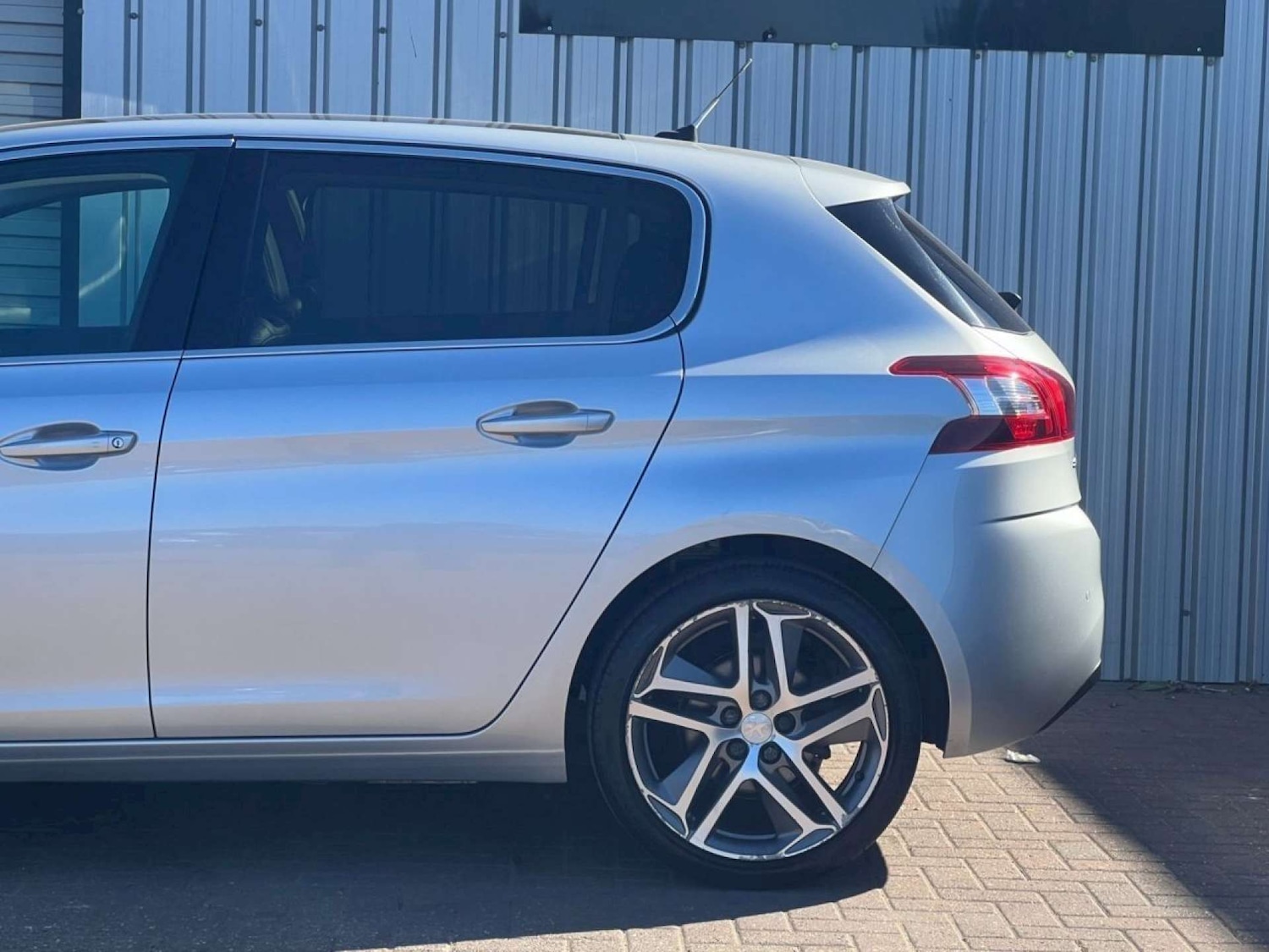 Used Peugeot 308 2014 for sale - 78045930: Photo 13