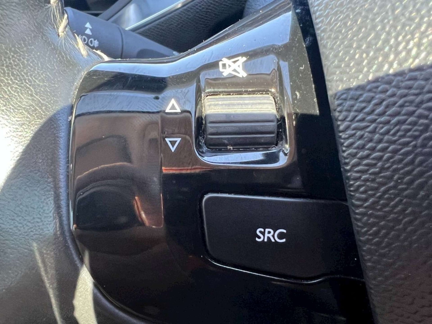 Used Peugeot 308 2014 for sale - 78045930: Photo 17