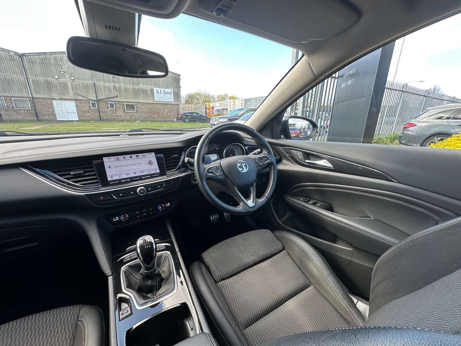 Used Vauxhall Insignia 2017 for sale - 77626964: Photo 25