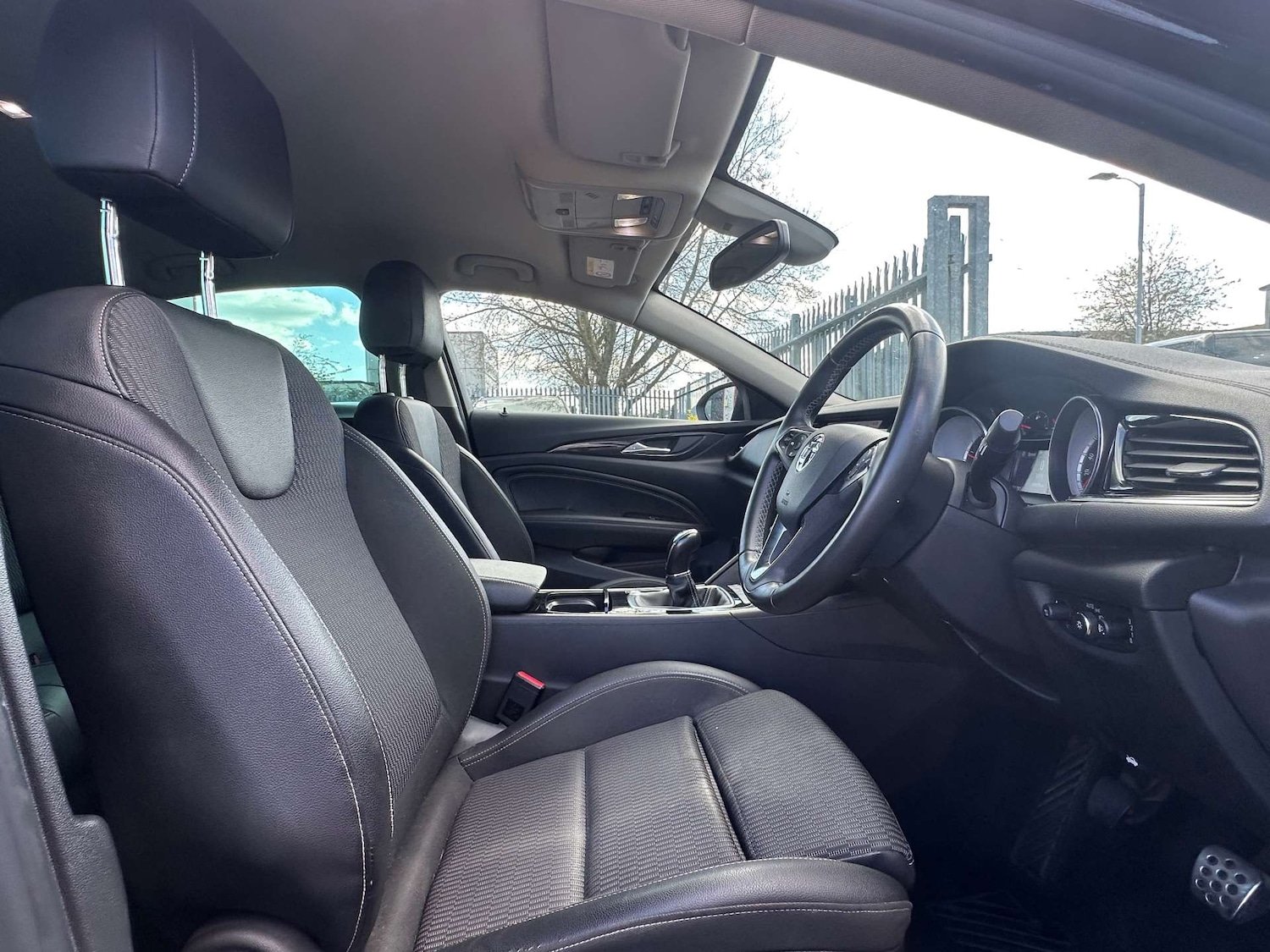 Used Vauxhall Insignia 2017 for sale - 77626964: Photo 29