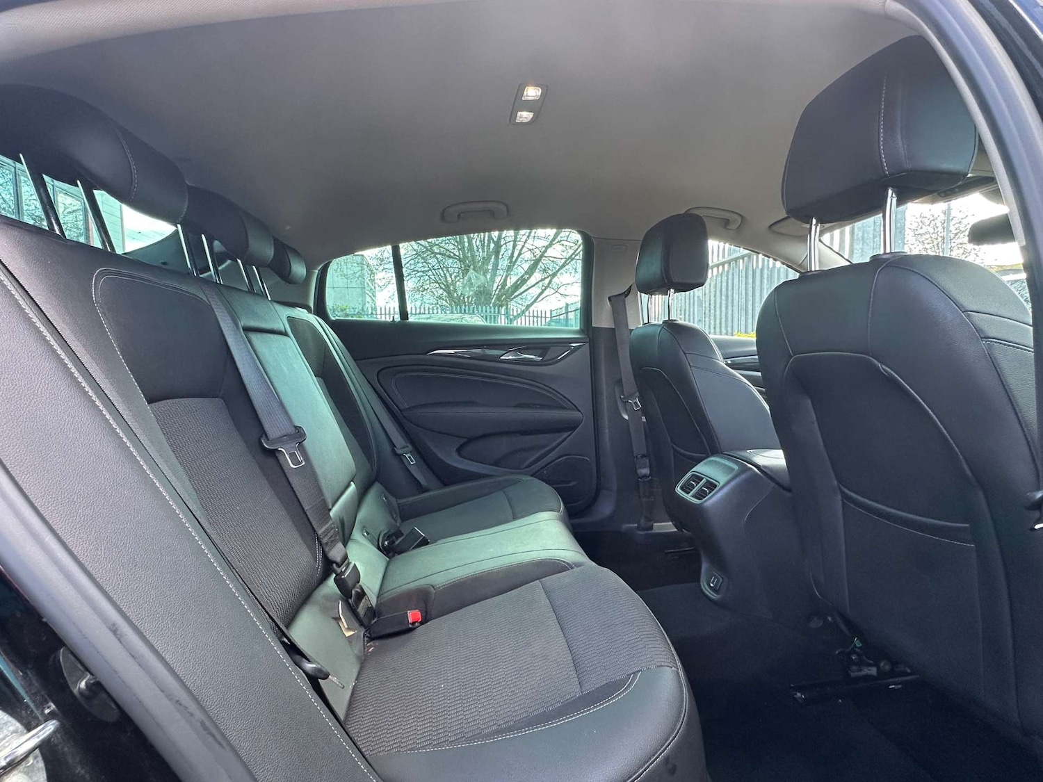 Used Vauxhall Insignia 2017 for sale - 77626964: Photo 32