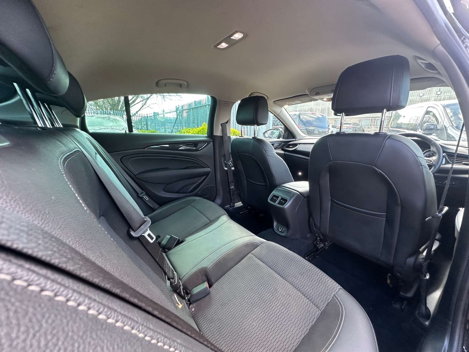 Used Vauxhall Insignia 2017 for sale - 77626964: Photo 33