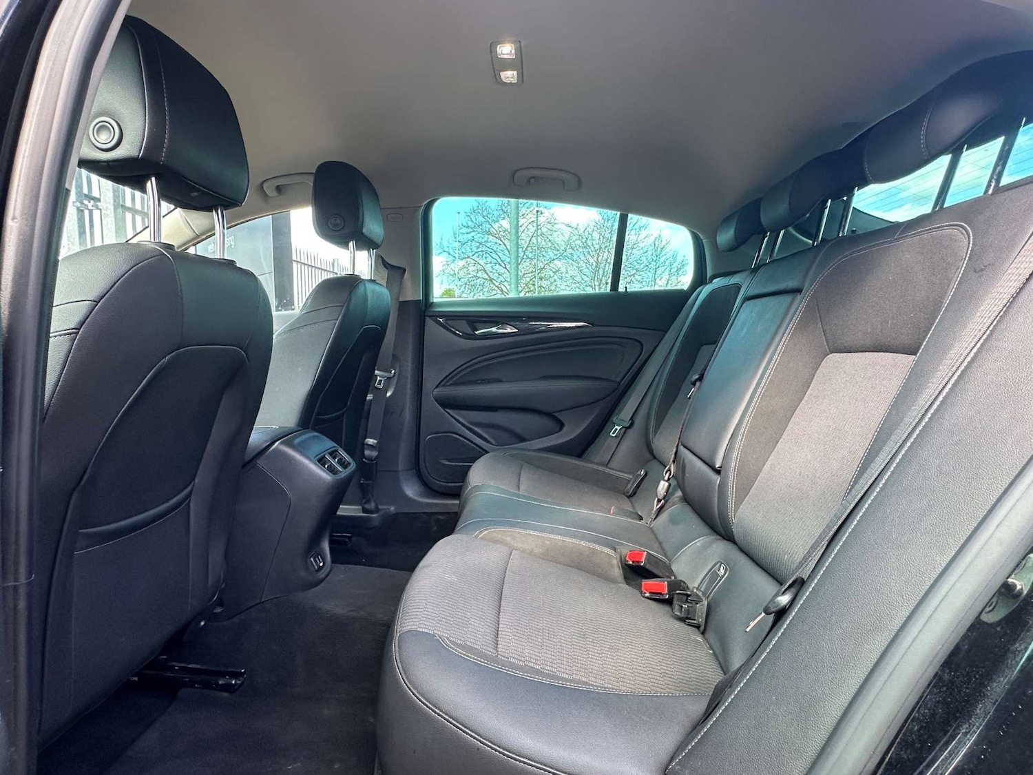 Used Vauxhall Insignia 2017 for sale - 77626964: Photo 36