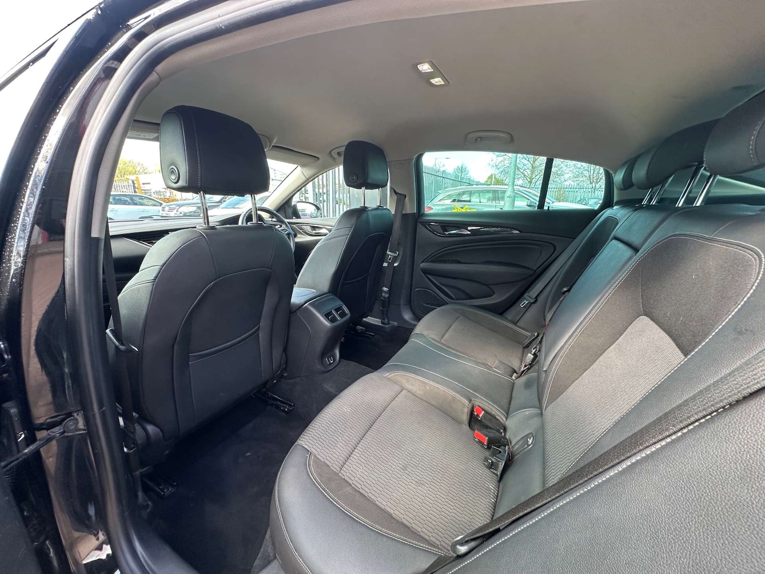 Used Vauxhall Insignia 2017 for sale - 77626964: Photo 37