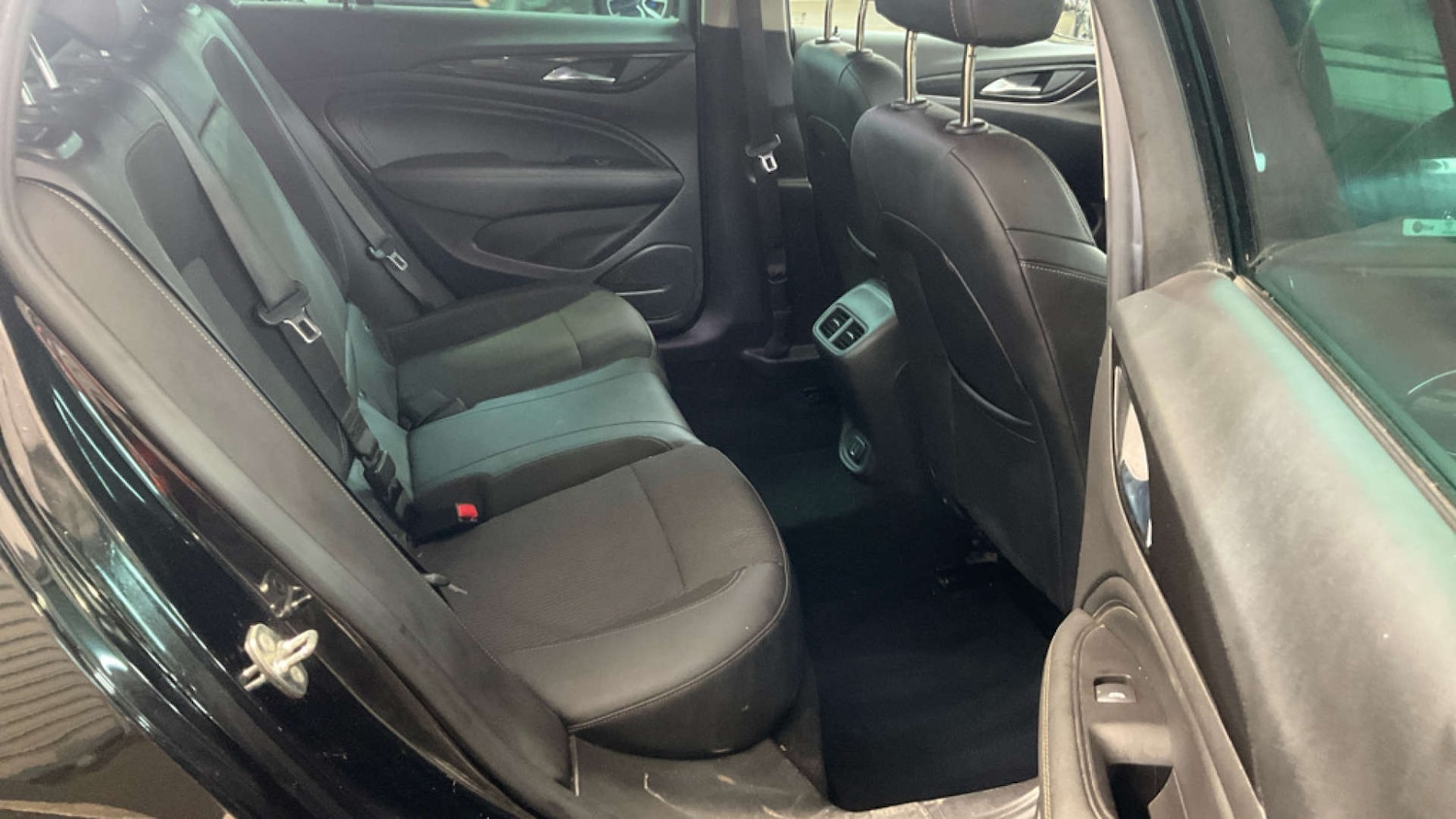 Used Vauxhall Insignia 2017 for sale - 77626964: Photo 9