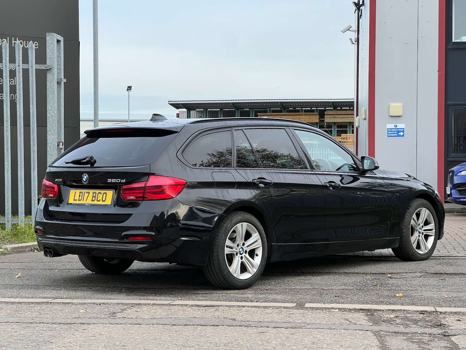 Used BMW 3 Series 2017 for sale - 76331509: Photo 20