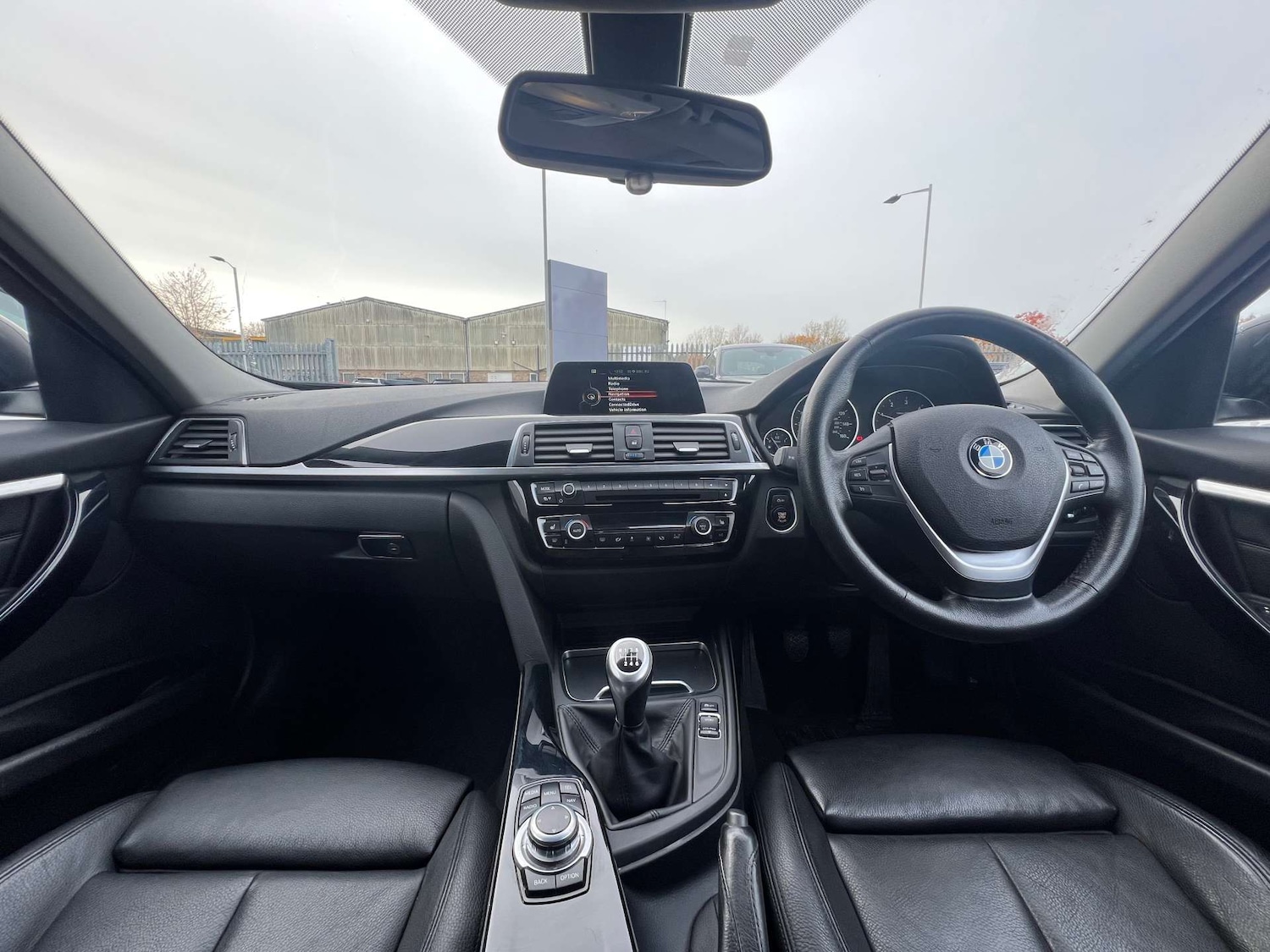 Used BMW 3 Series 2017 for sale - 76331509: Photo 25