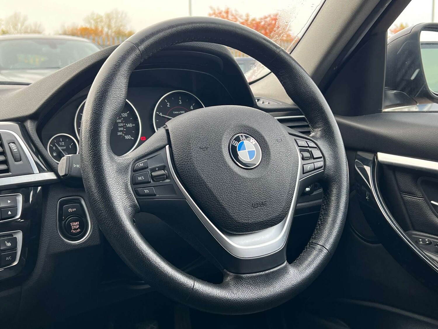 Used BMW 3 Series 2017 for sale - 76331509: Photo 28