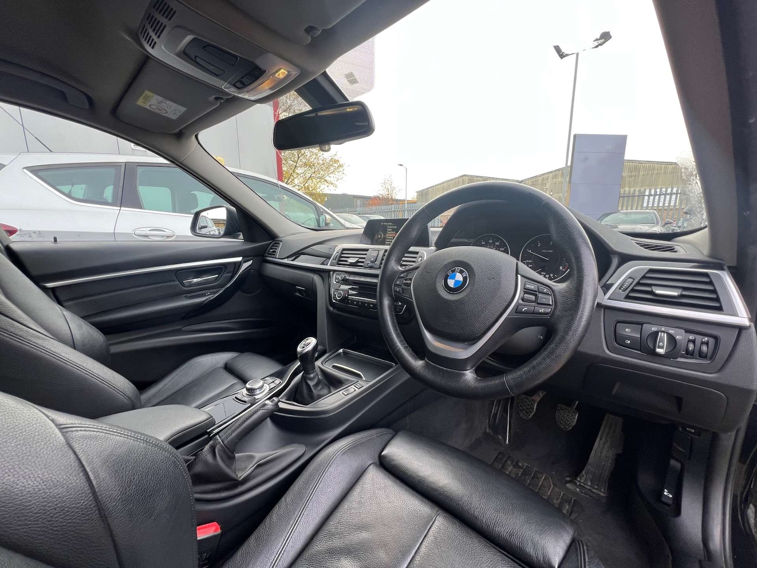 Used BMW 3 Series 2017 for sale - 76331509: Photo 29