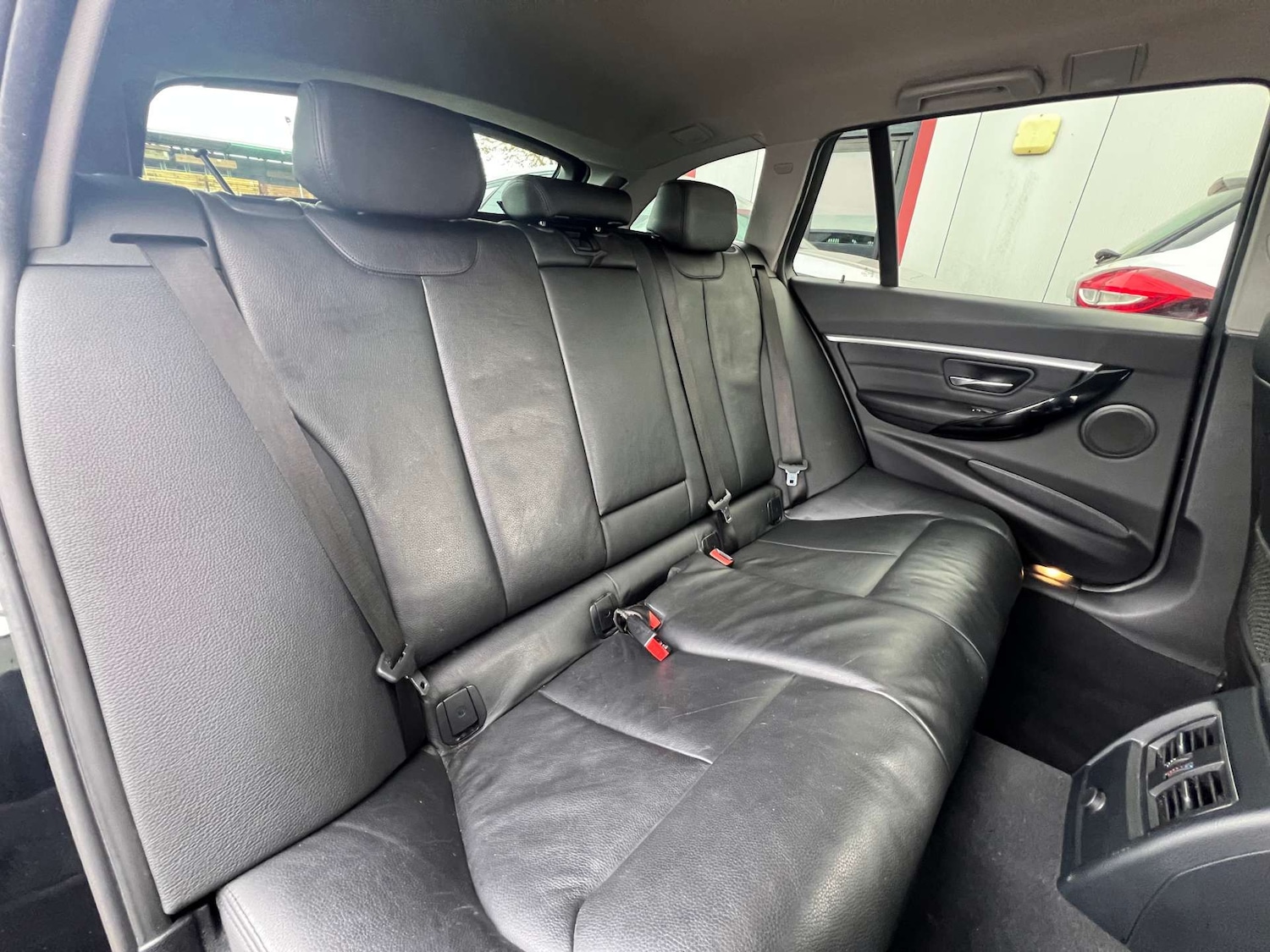 Used BMW 3 Series 2017 for sale - 76331509: Photo 34