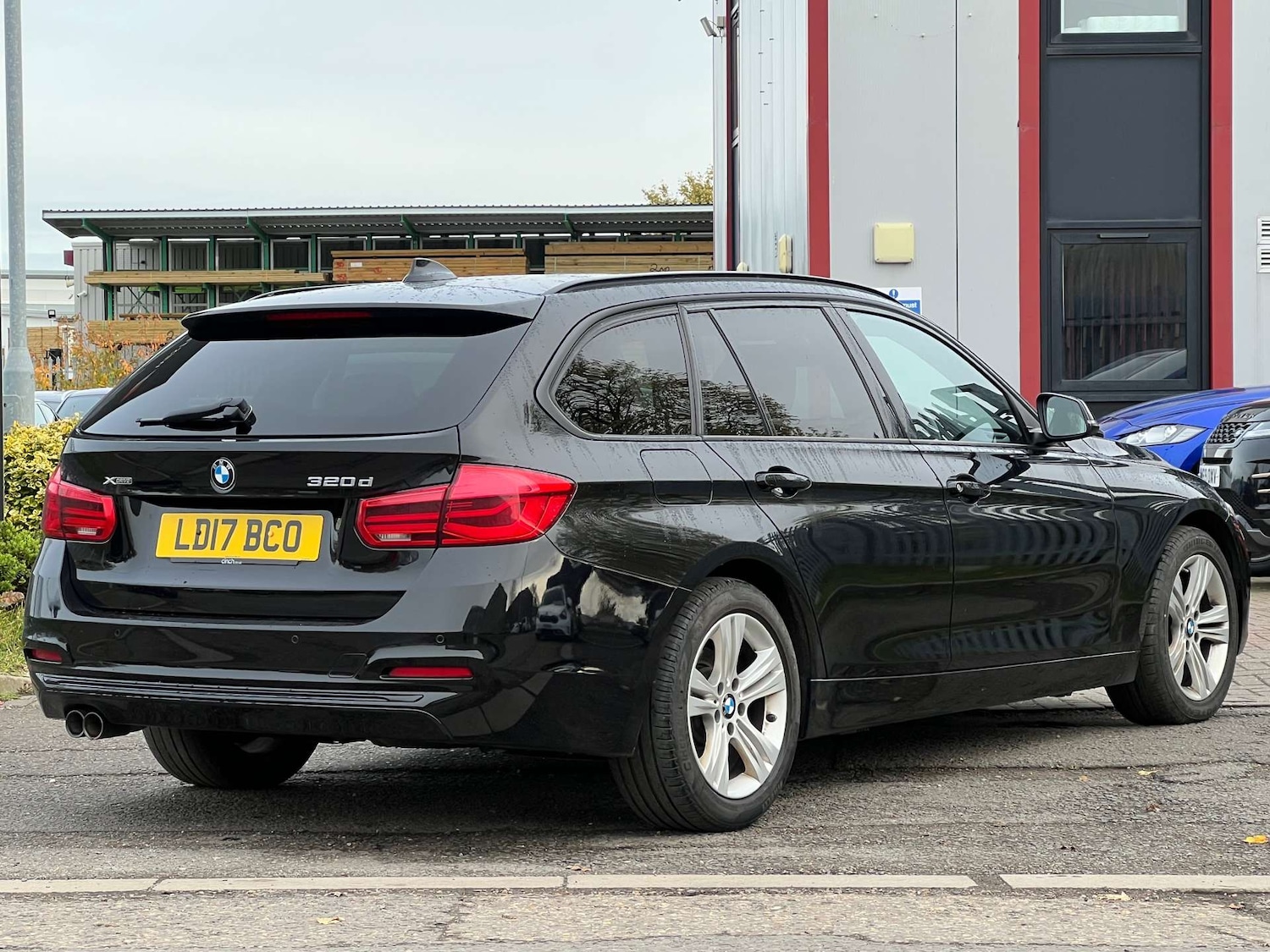 Used BMW 3 Series 2017 for sale - 76331509: Photo 7