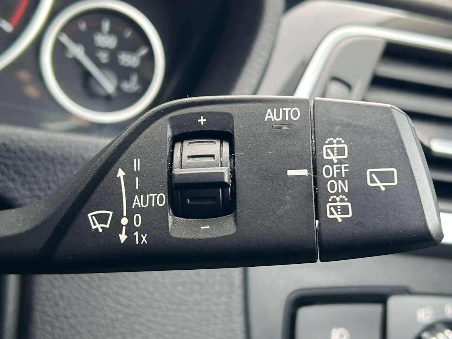 Used BMW 3 Series 2017 for sale - 76331509: Photo 77