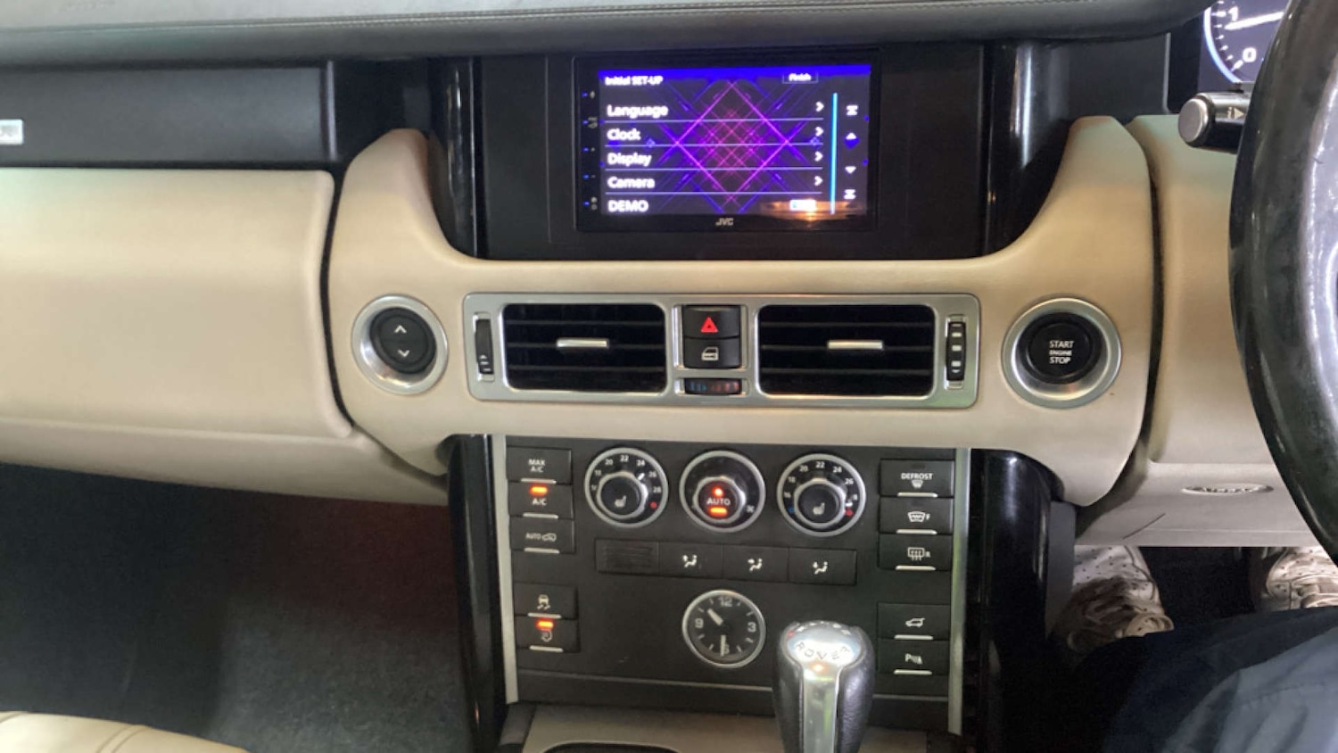 Used Land Rover Range Rover 2010 for sale - 78068116: Photo 3